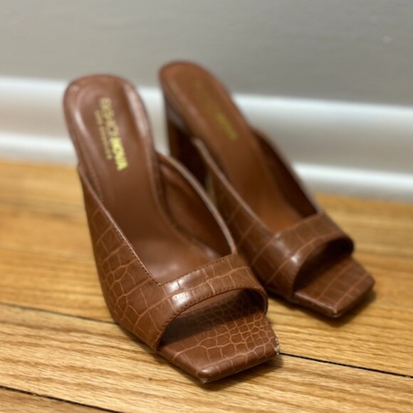 Light Brown Mules - Picture 5 of 12